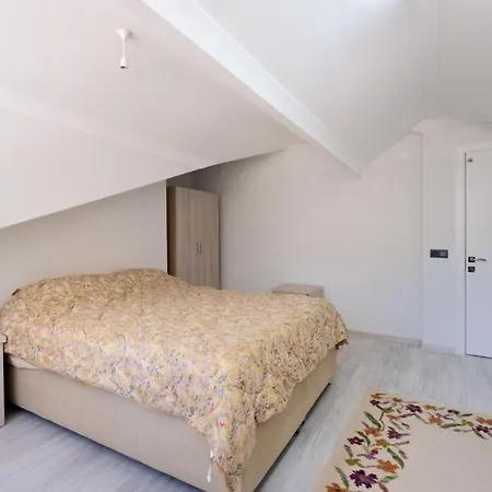 Apartment Captivating Flat Close To Inlice Beach With Terrace In Fethiye Gocek (Fethiye)
