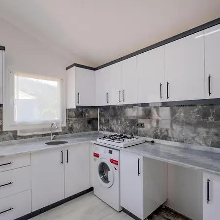 Captivating Flat Close To Inlice Beach With Terrace In Fethiye شقة *